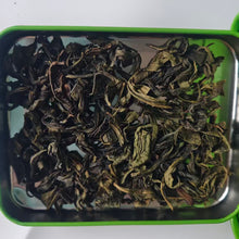 Load image into Gallery viewer, RUVANELA Tea Black tea and oolong tea, with added bergamot, vanilla, citrus and lavender.