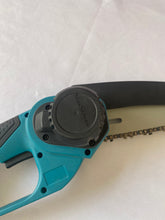 Load image into Gallery viewer, MovStroxe Chainsaws Chainsaw with automatic oiler, suitable for wood cutting and tree trimming.