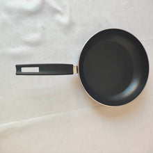 Load image into Gallery viewer, Vewavepro Frying pans Coated stainless steel frying pan, high temperature resistant, suitable for induction cookers.