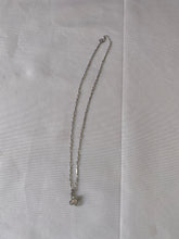 Load image into Gallery viewer, Yrelven Choker necklaces Necklace with three-prong setting, adjustable length 15-18 inches.