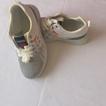 Load image into Gallery viewer, NANA ZONE Shoes for adults Running shoes, tennis shoes, walking shoes, gym casual shoes – comfortable, lightweight, and breathable.
