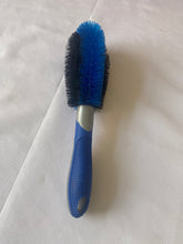 Load image into Gallery viewer, Moyswiz Automobile wheel cleaning brushes Car wheel brush, non-metallic material, blue.
