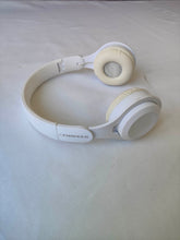 Load image into Gallery viewer, CFMSFKEJI Headphones Foldable and comfortable to wear
