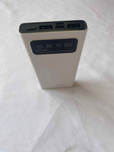 Load image into Gallery viewer, FGLMVZ Portable power chargers, an essential portable phone charger for travel.
