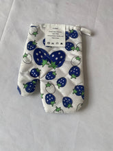 Load image into Gallery viewer, Loyiikas Potholders Oven gloves and heat-resistant mats, heat resistant up to 500°F
