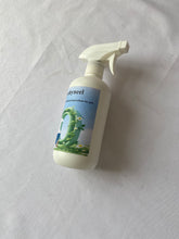 Load image into Gallery viewer, Frethyneel Flea and tick treatment preparations for pets  Pet and household flea, tick, and mosquito spray with natural essential oils.
