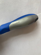 Load image into Gallery viewer, Loyiikas Automobile wheel cleaning brushes Car wheel brush, non-metallic material, blue.
