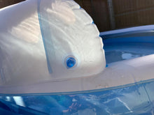 Load image into Gallery viewer, KEZHITU  Non-metal swimming pools An inflatable swimming pool with a water spray system, perfect for summer water play in the family backyard.
