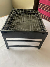 Load image into Gallery viewer, BTL.SH&amp;LI Charcoal grills  Black – Lightweight Portable BBQ Grill
