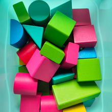 Load image into Gallery viewer, Quxtpns Building blocks Wooden building blocks, a classic toddler toy suitable for boys and girls aged 2 and up.
