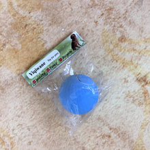 Load image into Gallery viewer, Yiqiwane  Toy for pets Suitable for pets playing outdoors.
