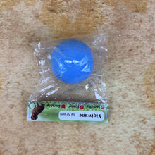 Load image into Gallery viewer, Yiqiwane  Toy for pets Suitable for pets playing outdoors.
