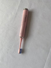 Load image into Gallery viewer, Loyiikas  Toothbrushes, electric Sonic toothbrushes using advanced sonic technology are equipped with pressure sensors.
