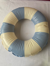 Load image into Gallery viewer, couah  Infatable toys for swimming pools  Inflatable recreational float ring, suitable for family use.
