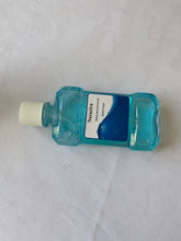 Load image into Gallery viewer, Neraxiva Medicated anti-cavity dental rinses Green mint flavor, softens plaque before brushing.
