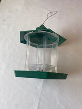 Load image into Gallery viewer, TAIRUNF  Bird feeders Outdoor hanging bird feeder with retro pagoda design
