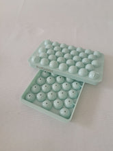 Load image into Gallery viewer, SuKoiNei Ice Tray Round ice tray with lid, suitable for refrigerator
