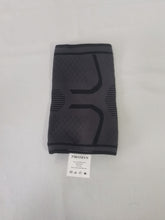 Load image into Gallery viewer, PHOTRYN Elbow guards Pain relief - Weightlifting stand for exercise, arm and joint recovery
